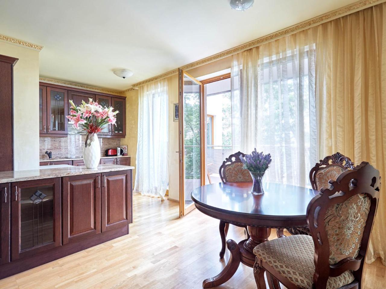 Lira 3 Apartments 카를로비바리 외부 사진
